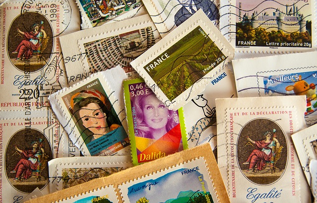 Jak przechowywać i konserwować znaczki – najlepsze praktyki dla długoterminowej ochrony kolekcji