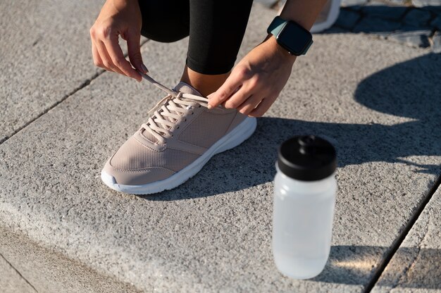 Jak wybrać idealne obuwie sportowe do codziennego użytku?