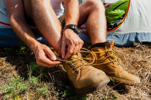 Jak wybrać idealne buty trekkingowe na różne rodzaje szlaków?